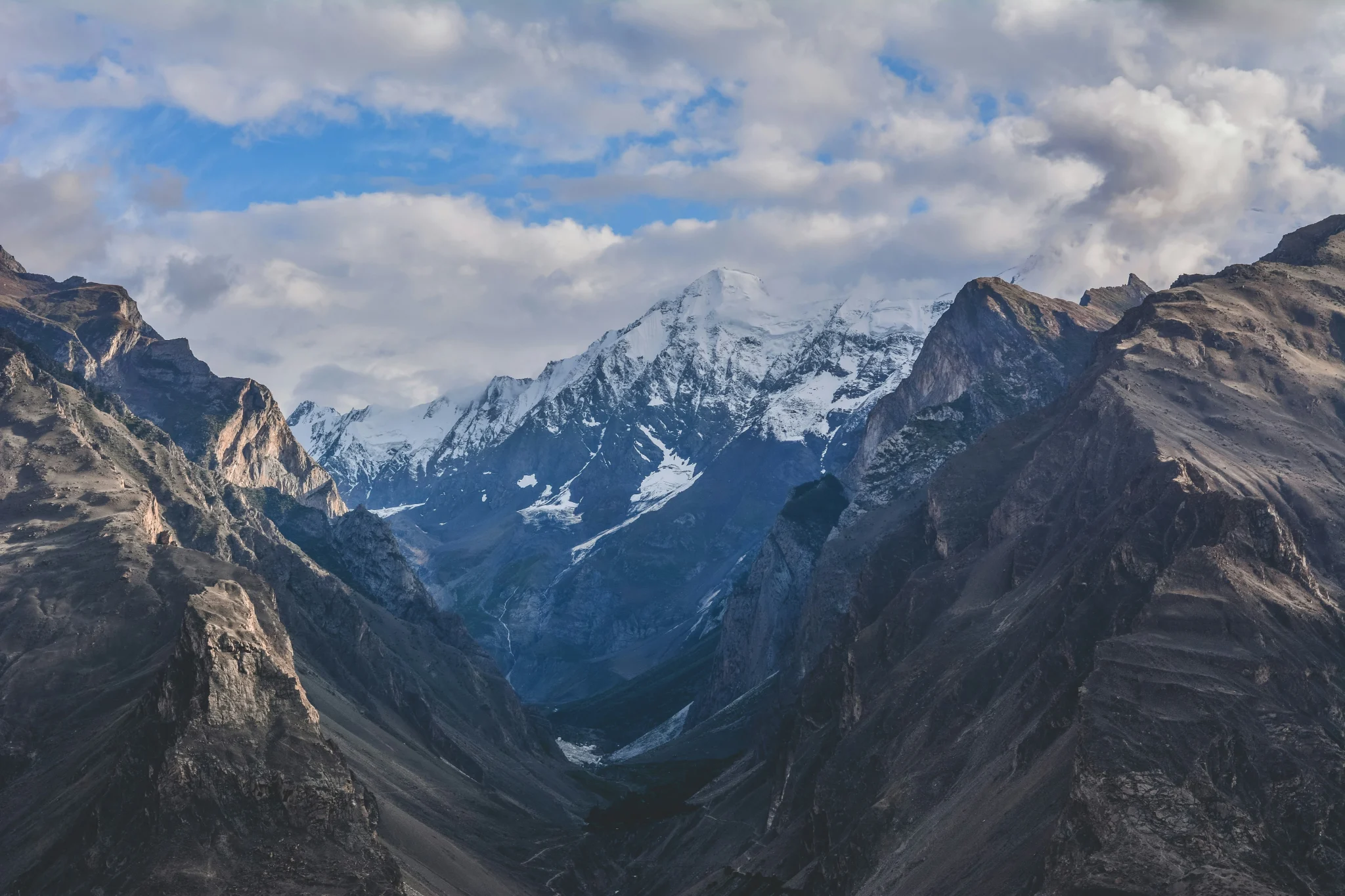 Hunza Valley-holidaysmaker